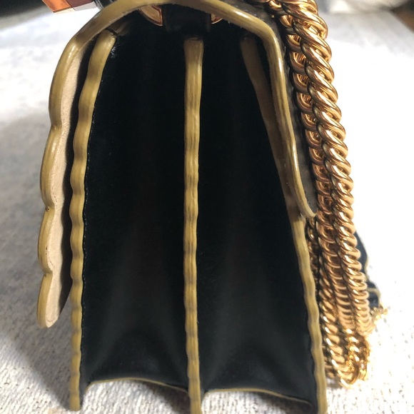 Fendi KAN I scalloped bag medium - black - Picture 6 of 15